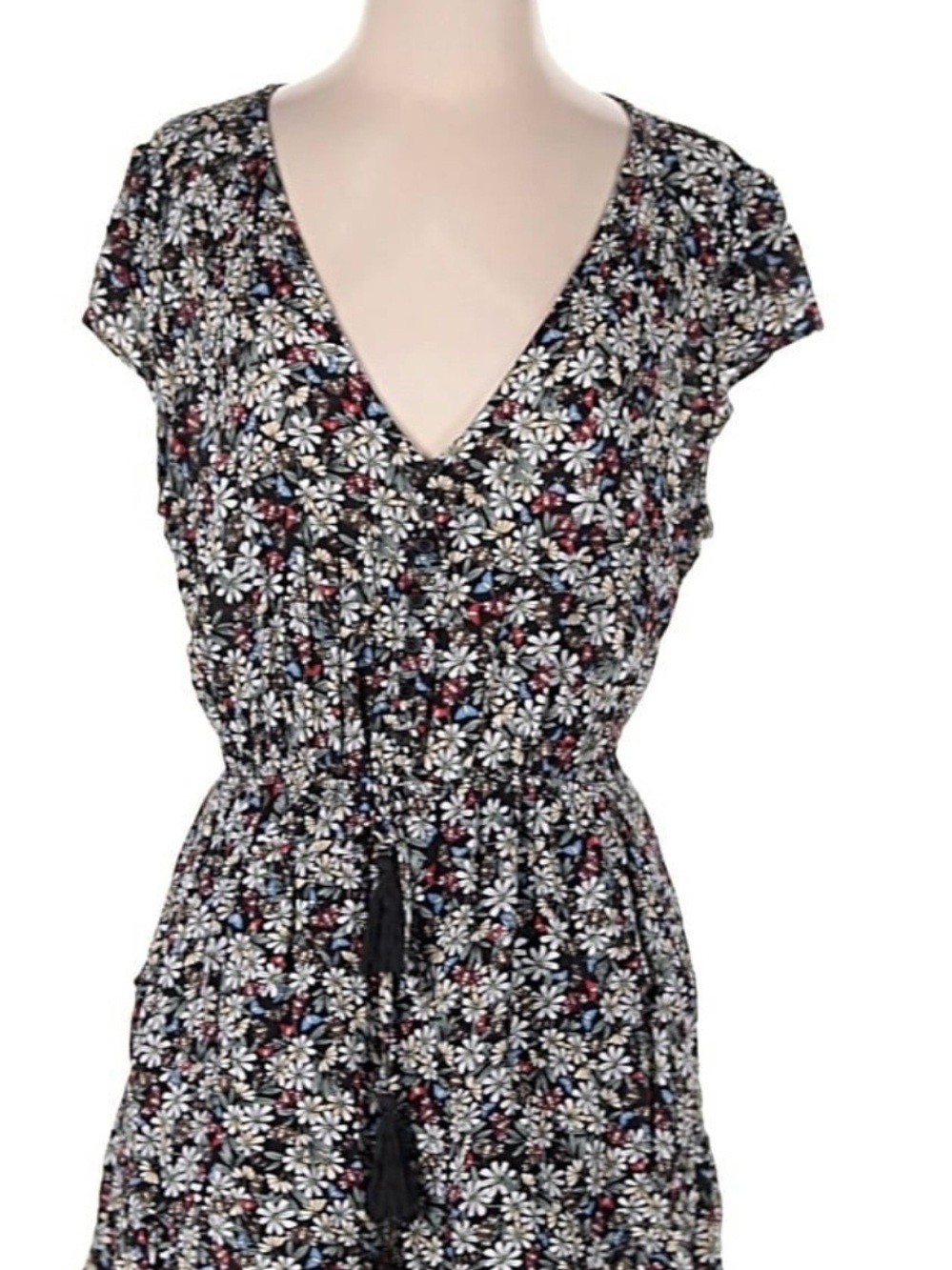 Lost + Wander Floral Daisy Print V-Neck Romper - Black Background